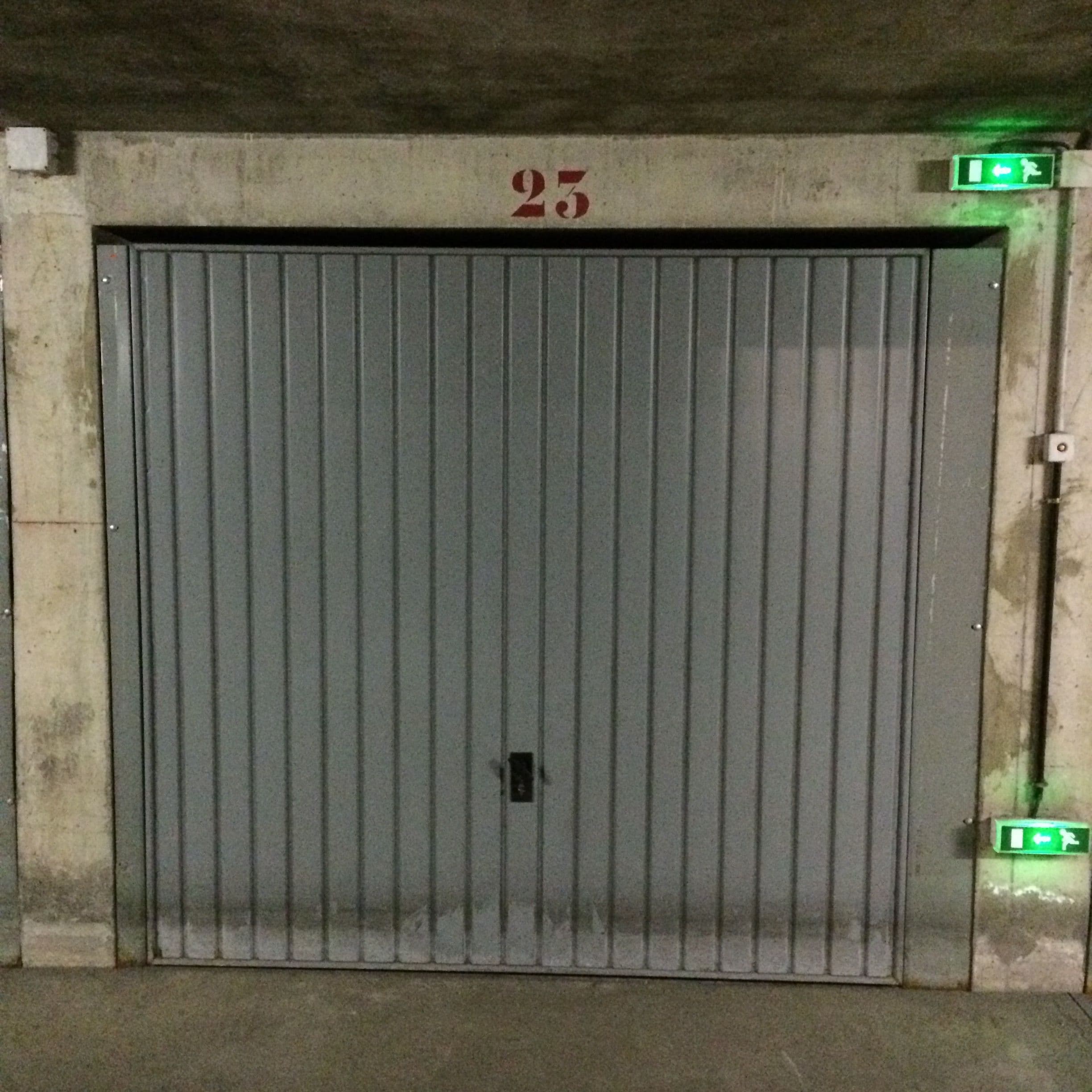 Box/Garage - Proche gare Lyon Part Dieu