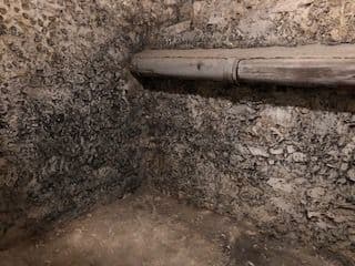 Cave de 4 m² Paris 75009 saine et sécurisée à partager