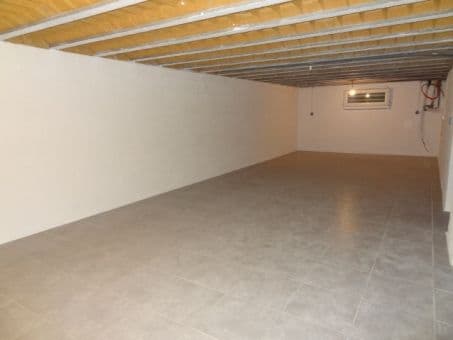 60m2 divisible selon besoin