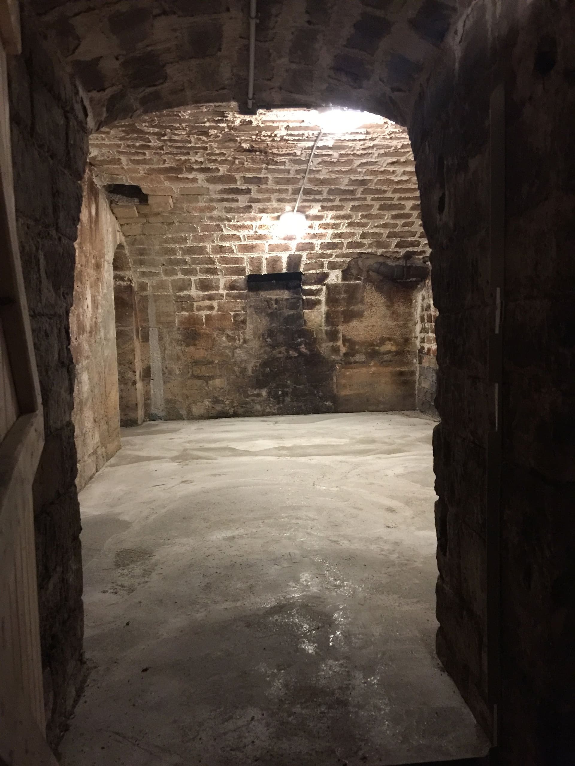 cave a paris sécurisé et islolé