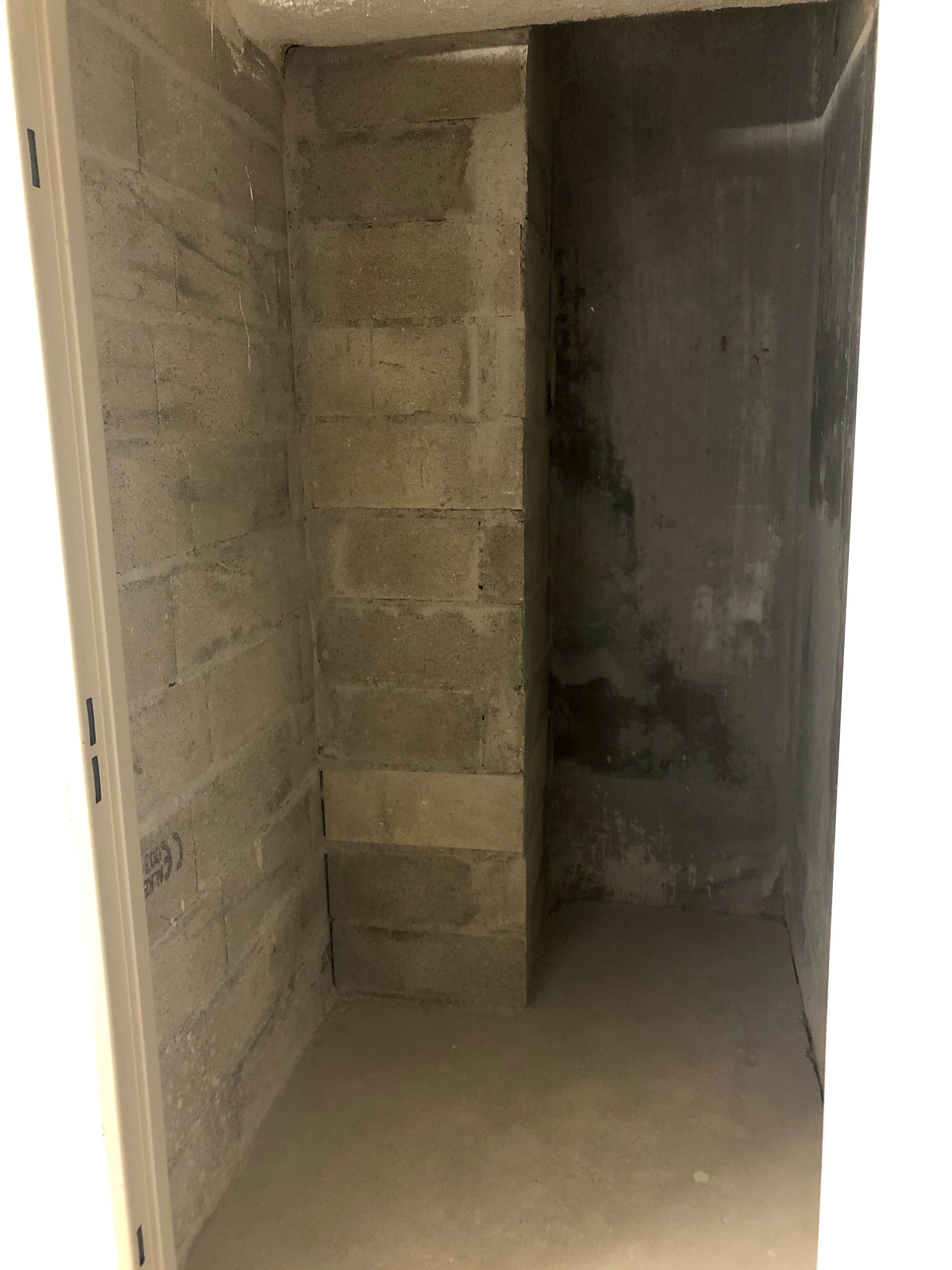 Cave dans nouvelle résidence entre Issy & Meudon