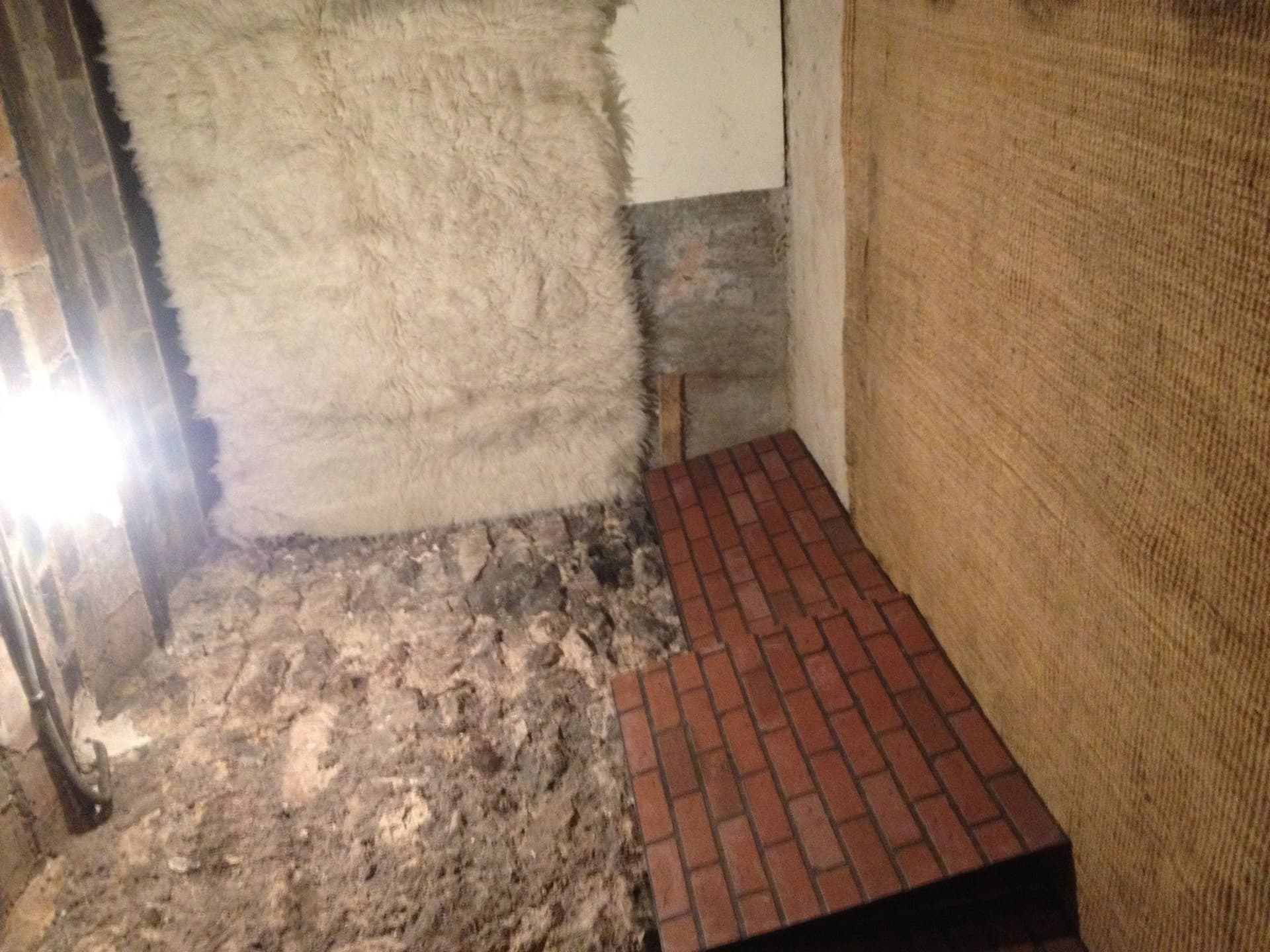 Une cave 7 m² , saine et sécurisée, Paris 75017