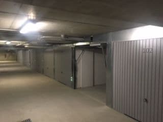 Box neuf 12 m² avec éclairage indépendant - 90€/mois