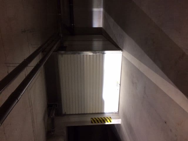 Garage 12 m² sécurisé La Farlède 83210