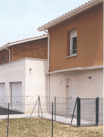 Garage pour stockage meuble carton etc...