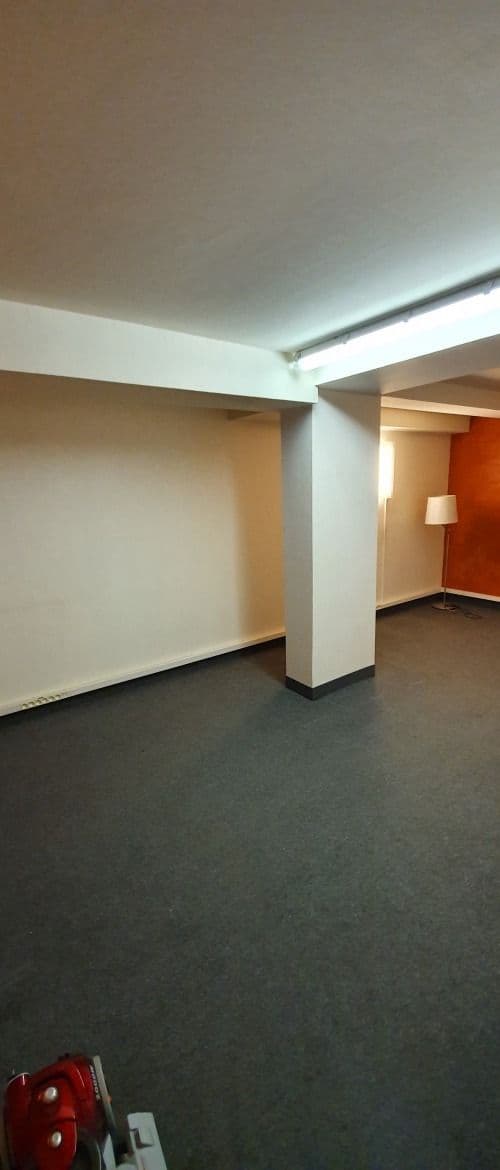 Local d'archives 20m2 (LAZ) -Paris (75009)