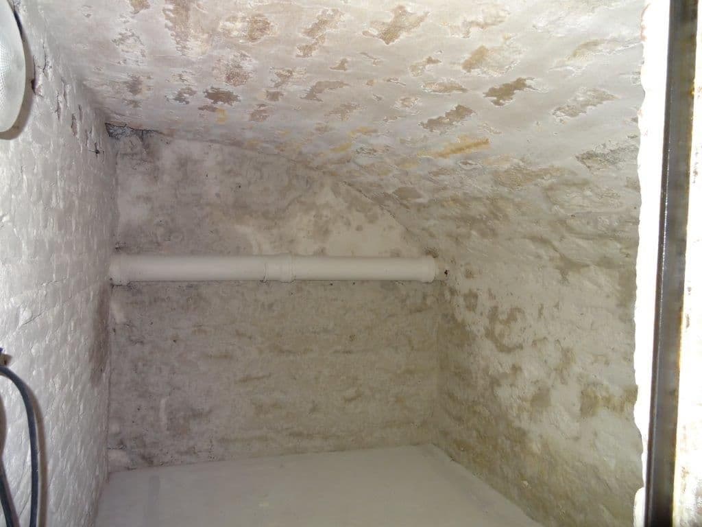 Cave, stockage, garde meuble sécurisé