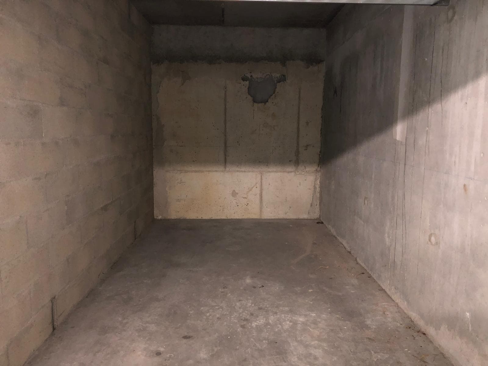 Box Parking sous-sol sécurisé Courbevoie / Bécon 30m3