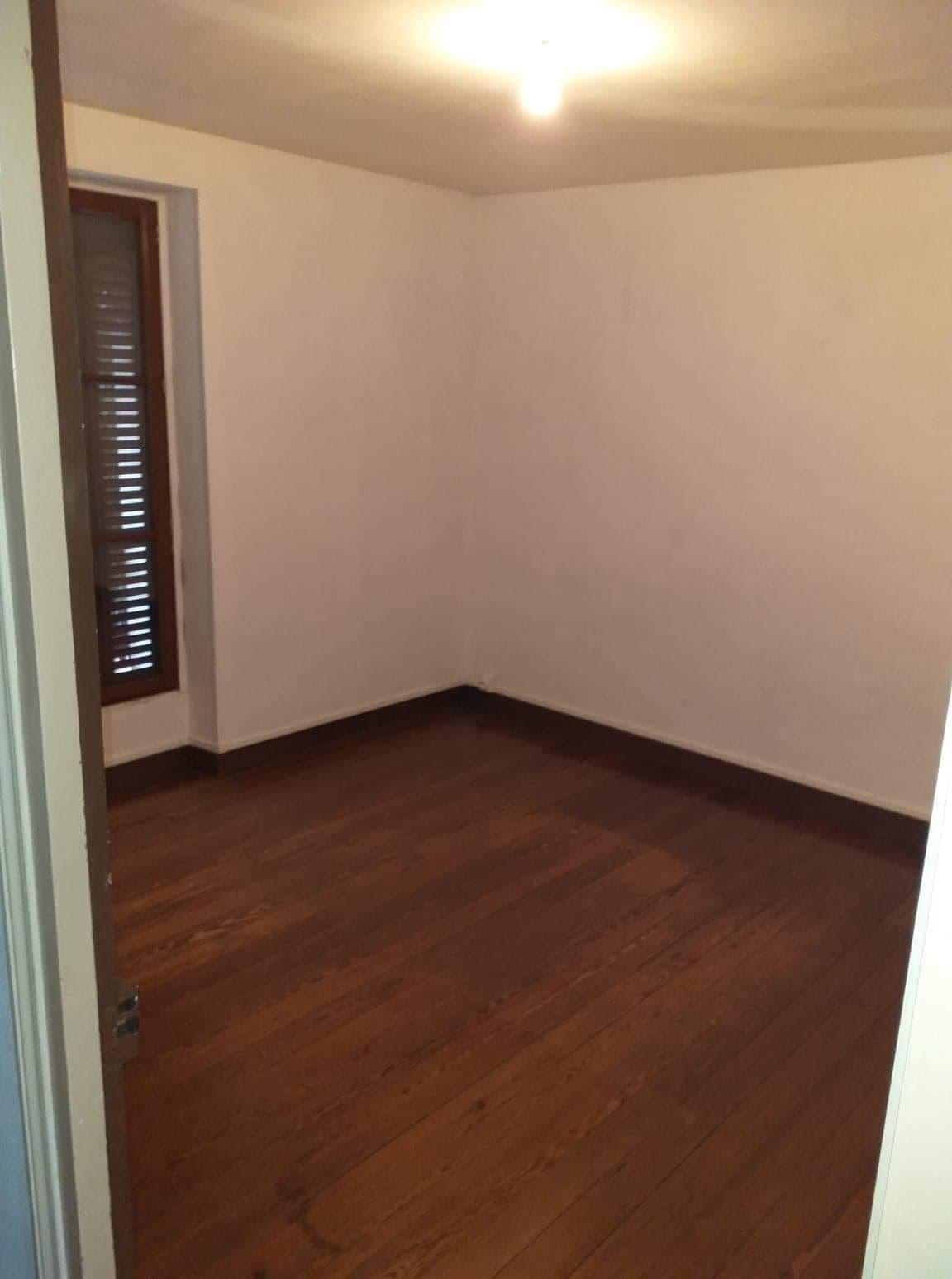 Une place hyper sûre dans une pièce dédiée dans notre maison