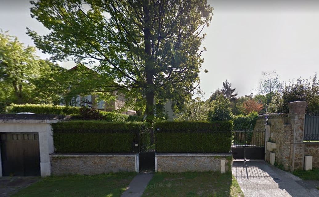 GARAGE SECURISE CHEZ PARTICULIER / ACCES TRES AISE SUR RUE