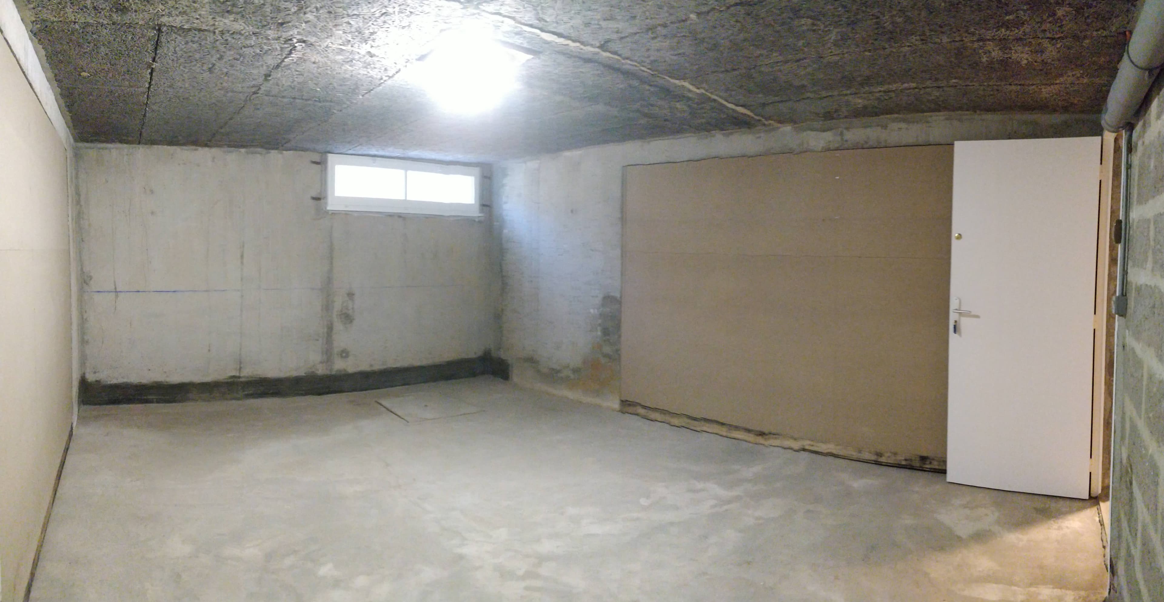 Location Cave sécurisée à Bayeux - à 10 minutes de la RN13