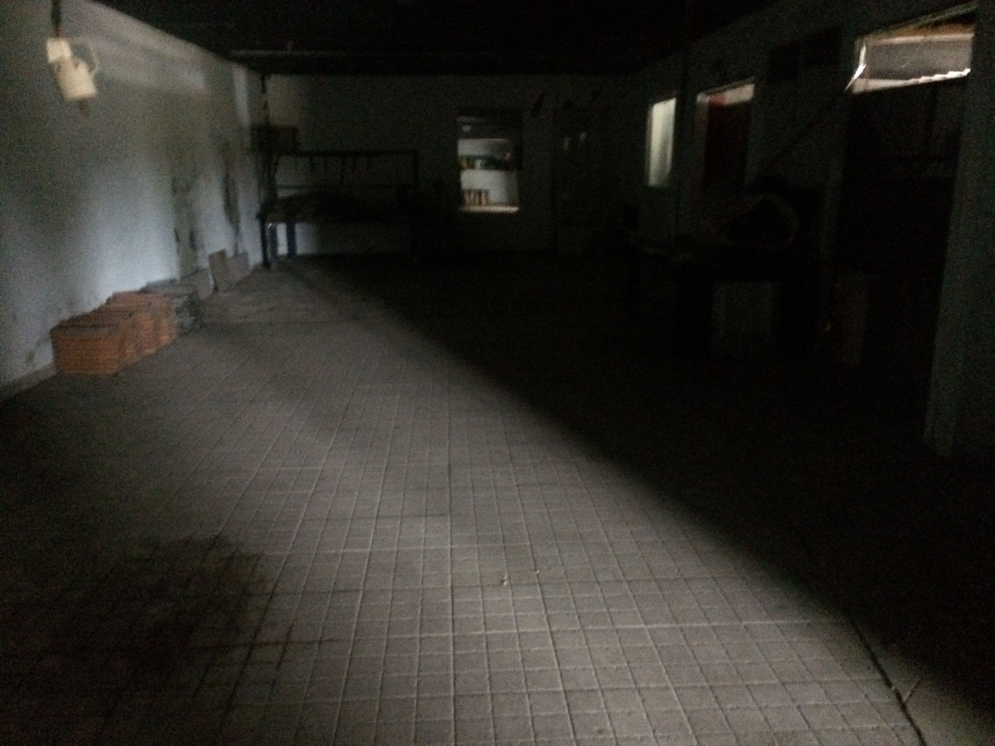 Box garage garde meubles stockage ou atelier