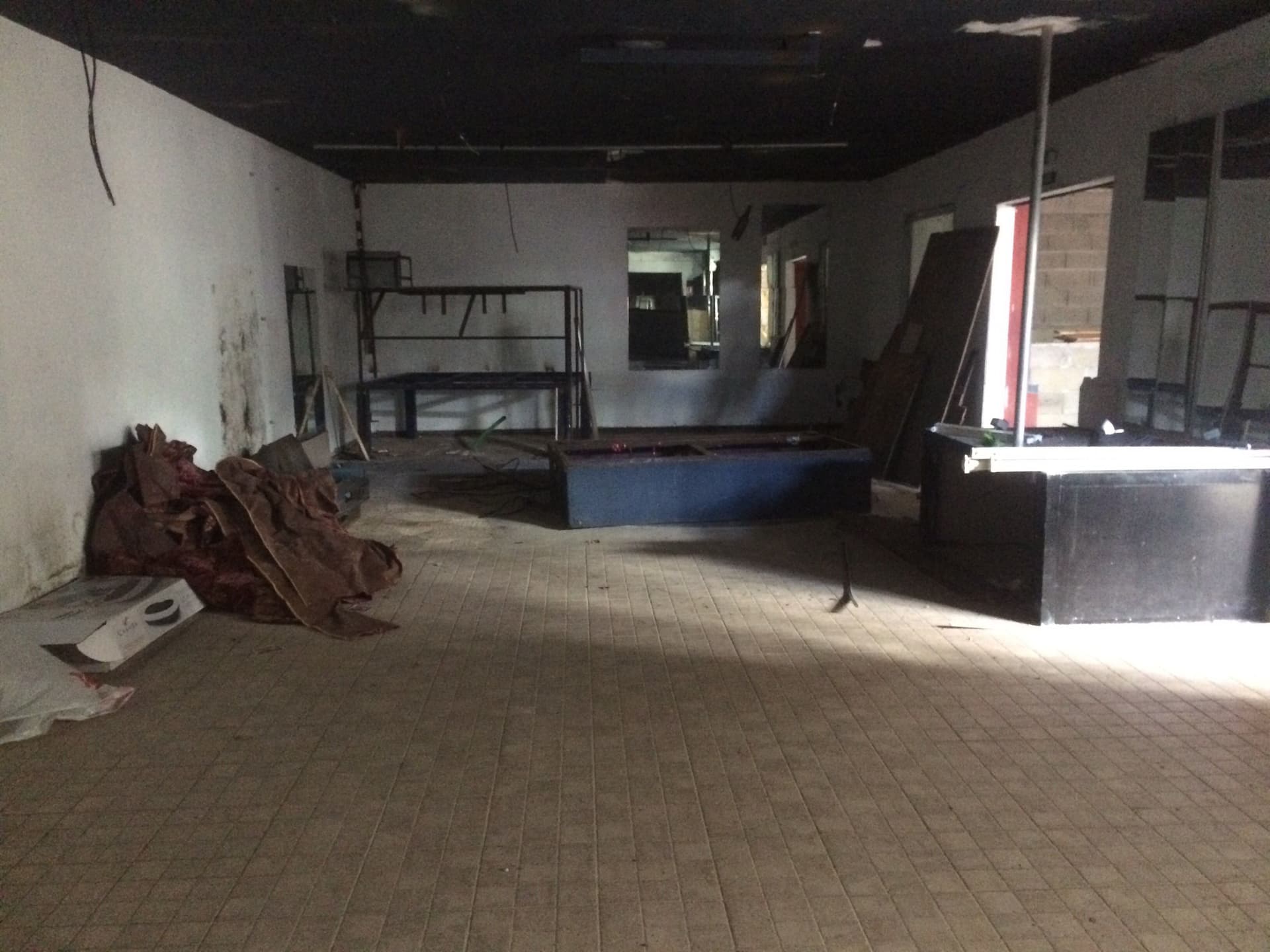 Box & garde meubles stockage de 24 M²