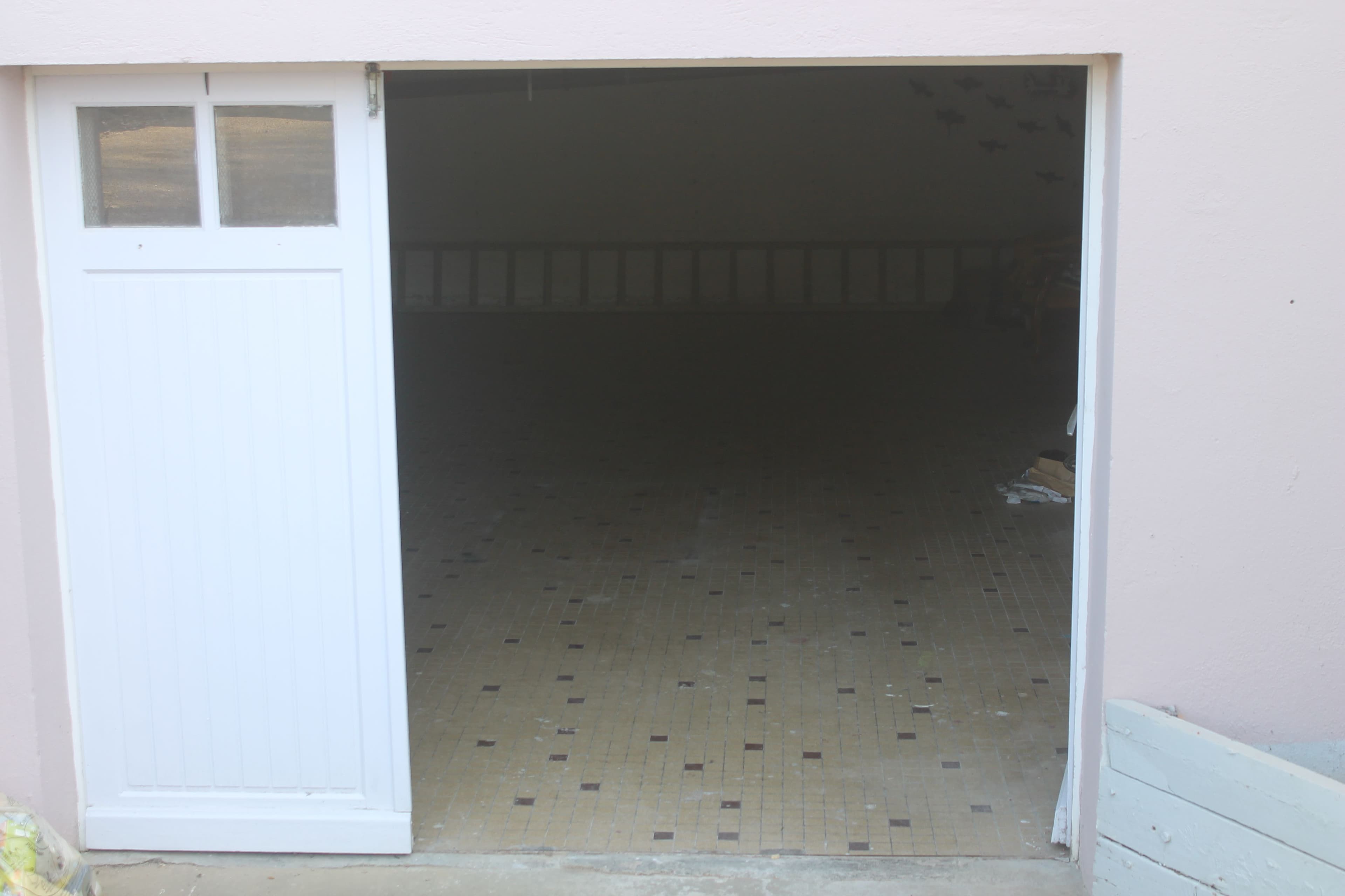 Garage propre et accès facile