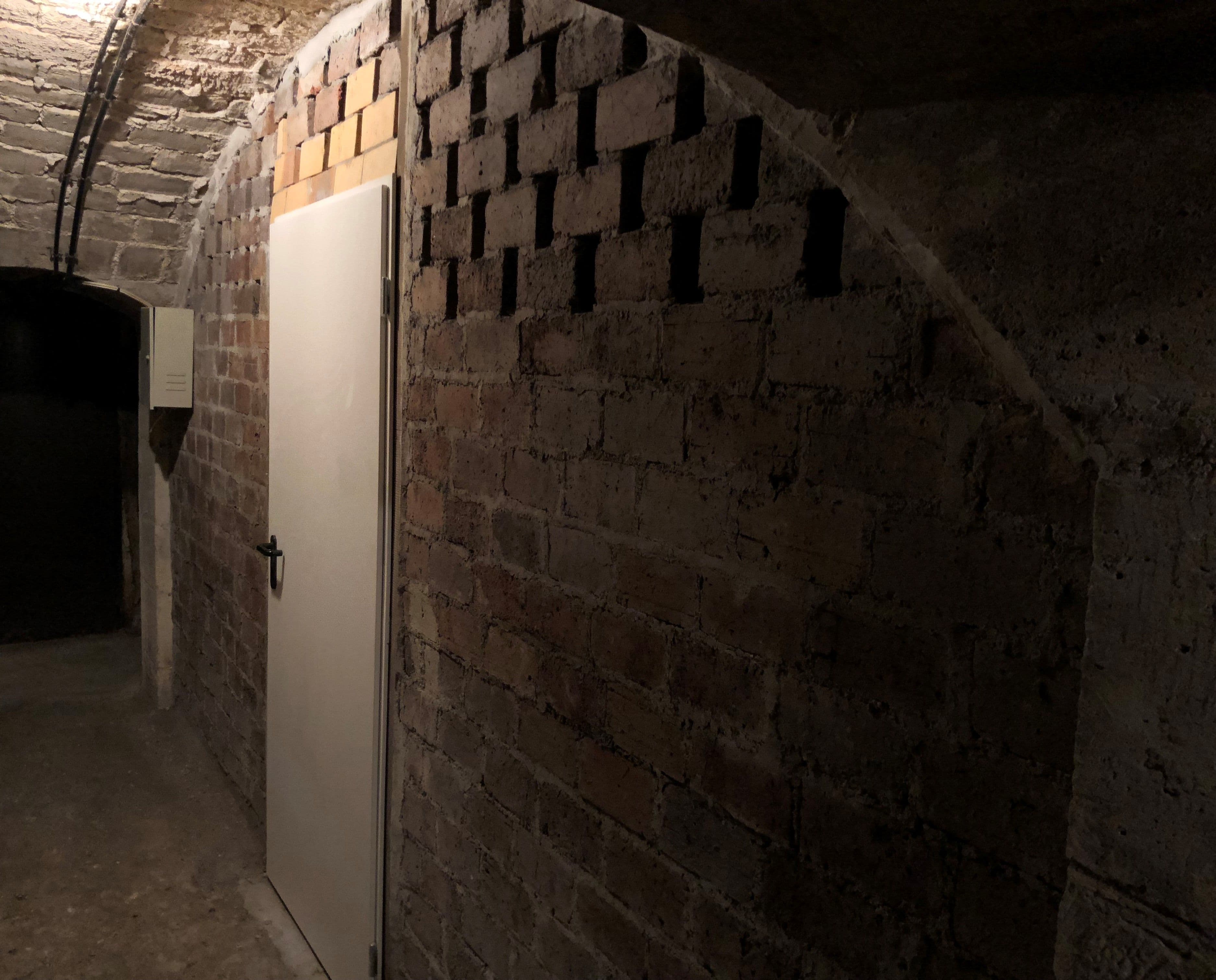 Cave centre de Paris