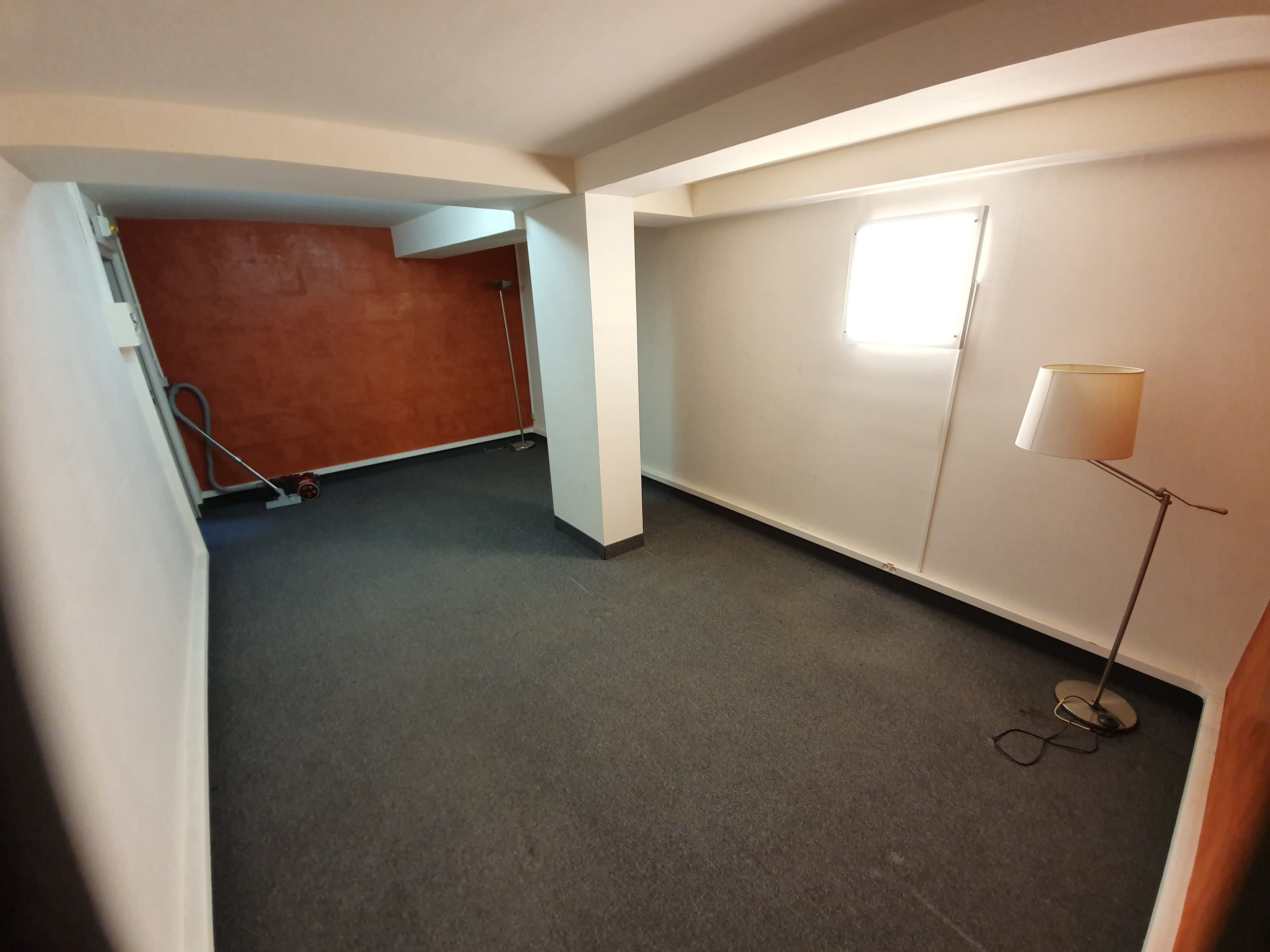 Local d'archives 20m2 (LAZ) -Paris (75009)