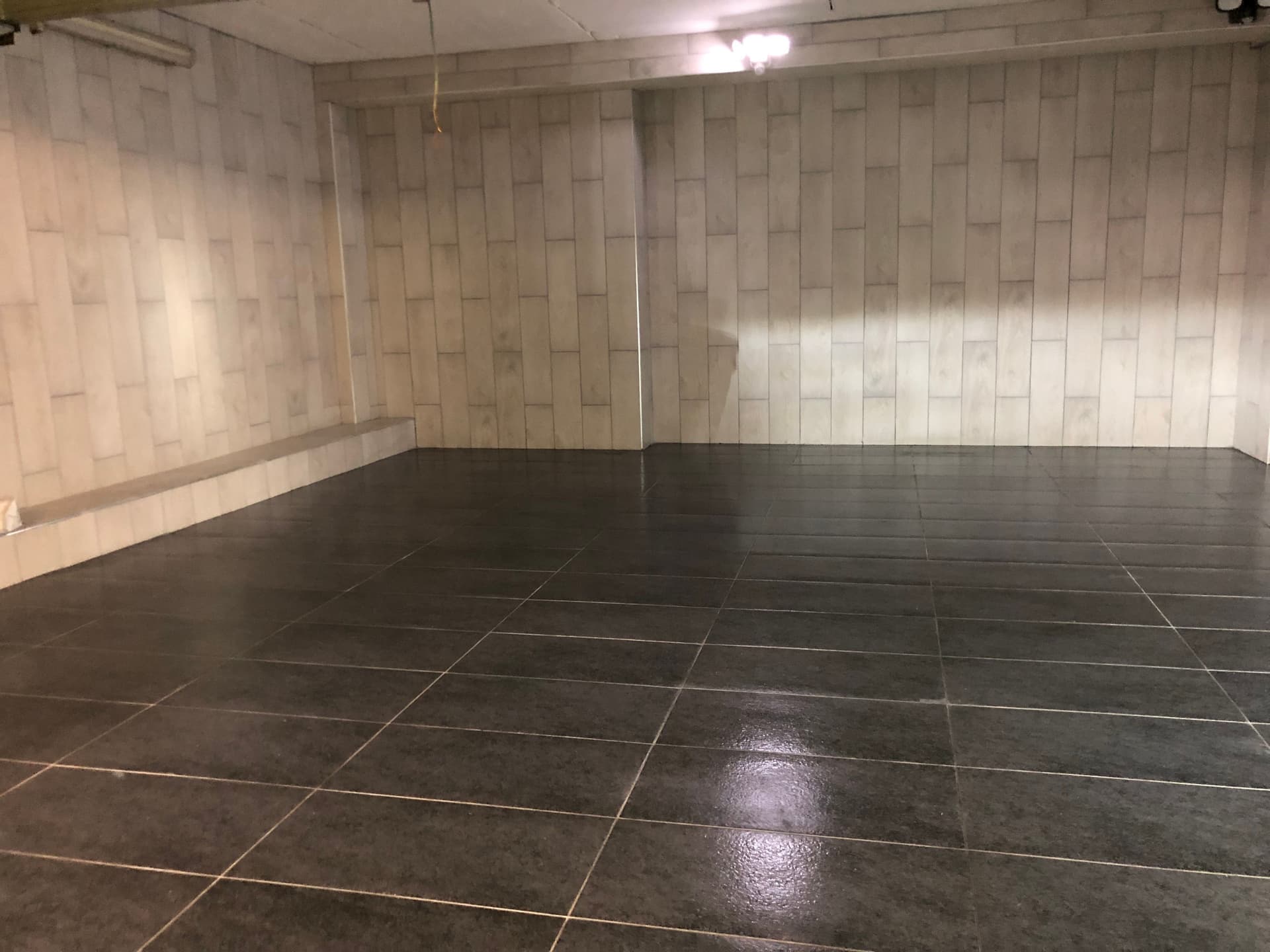 sécurisé, propre, grand espace