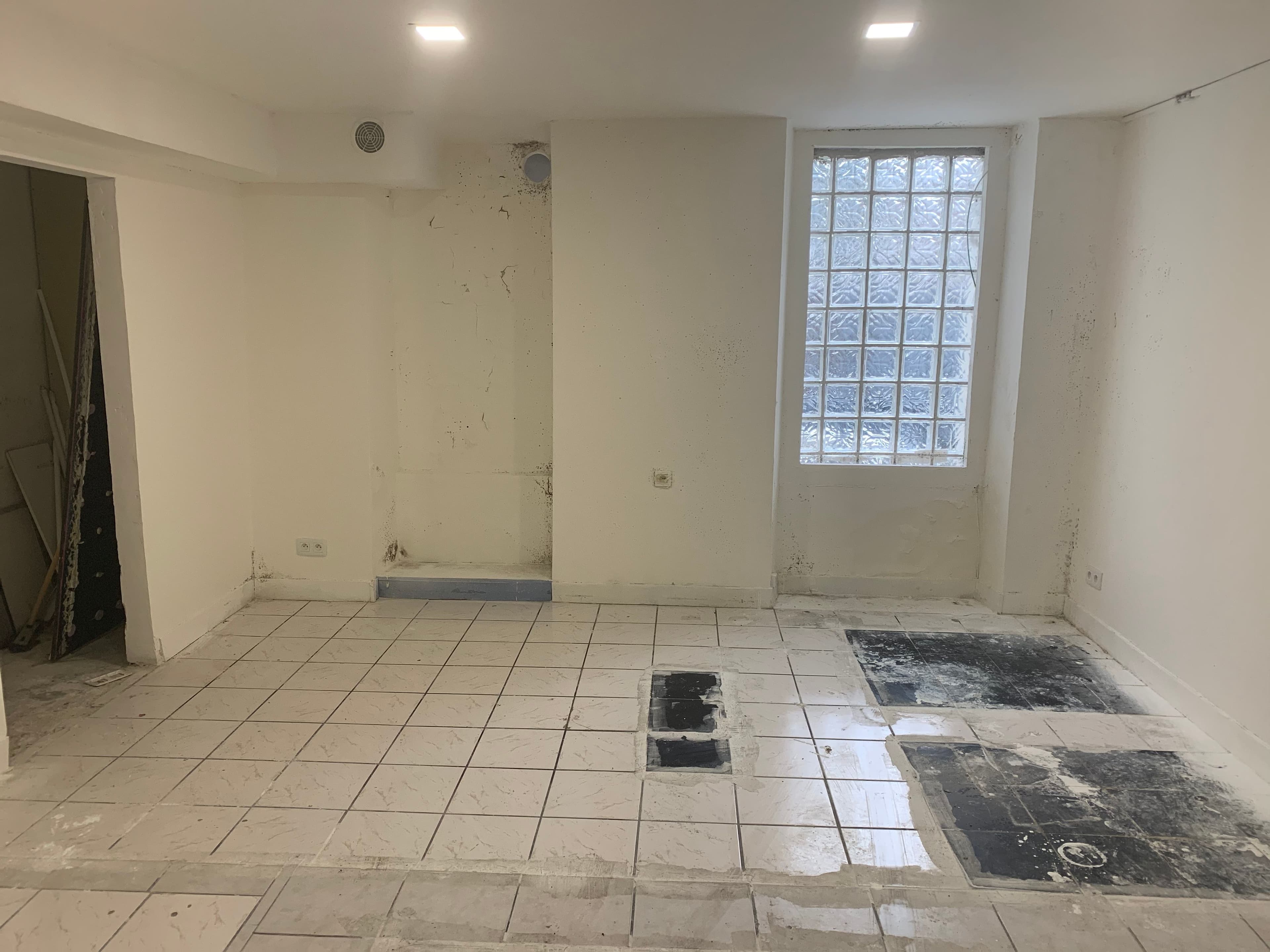 Réserve local commercial MELUN