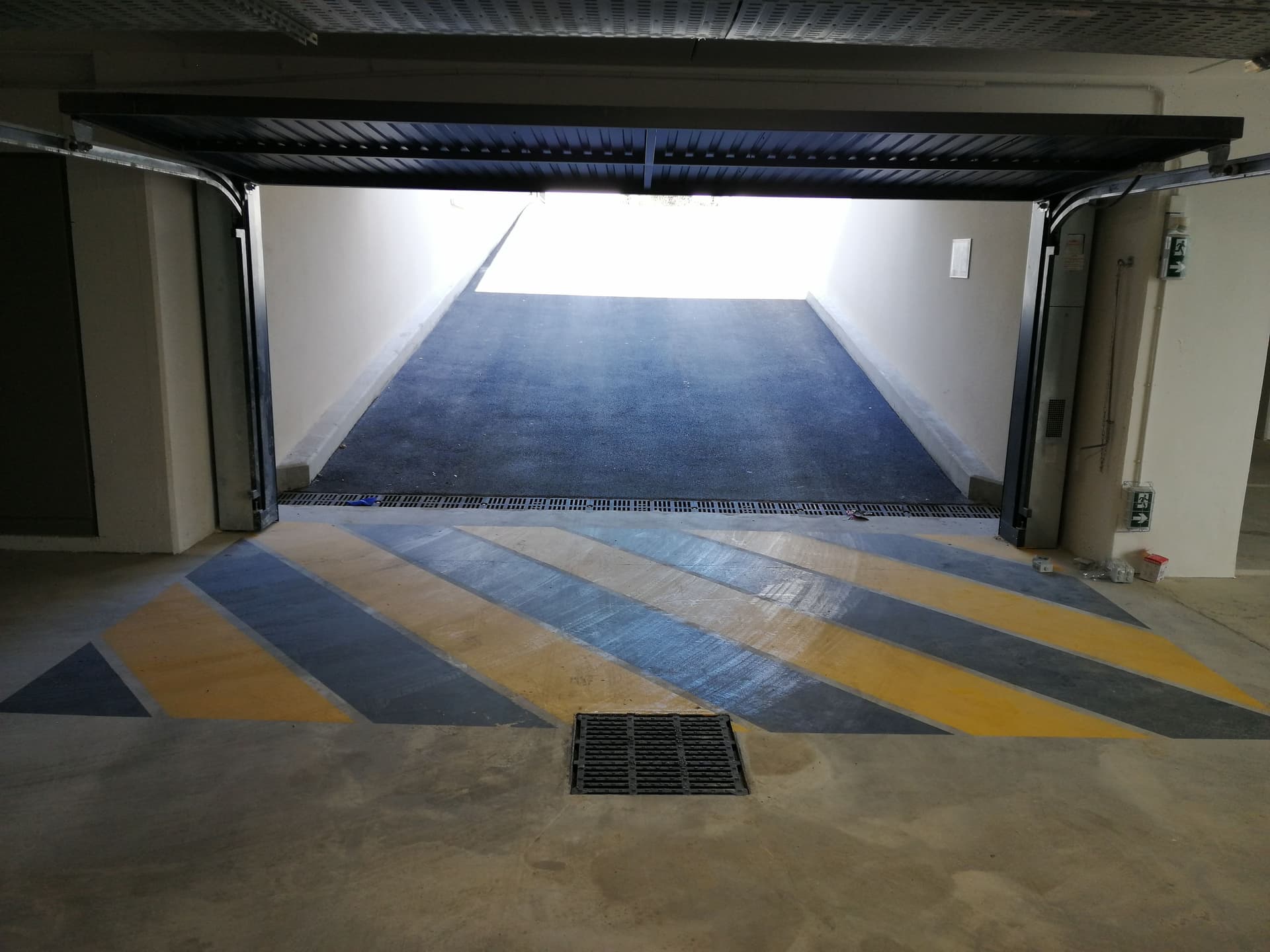 Box neuf en sous-sol sécurisé