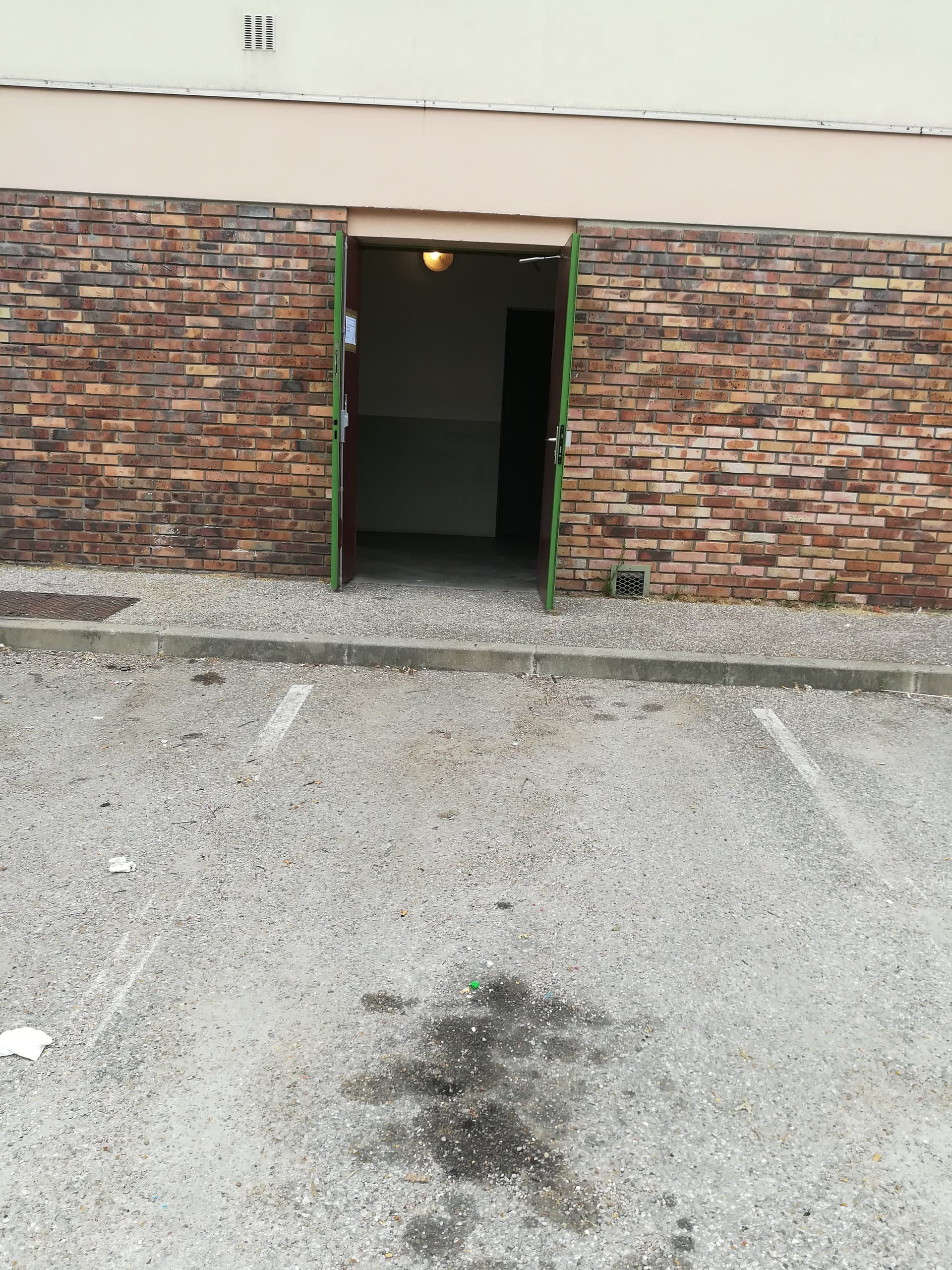 Une cave 8 m3 à Maurepas 78310