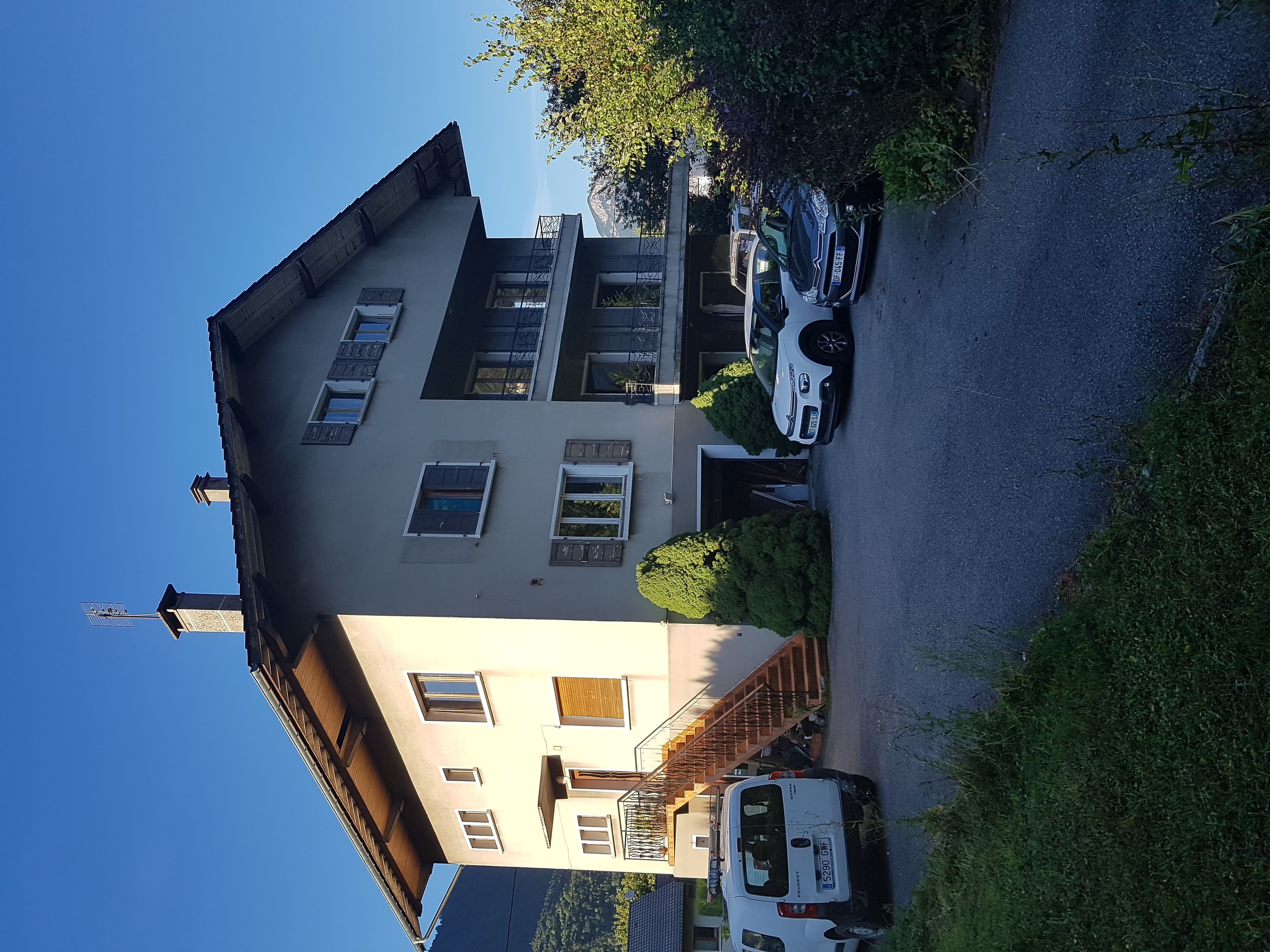 Très grands Combles sécurisés, sains entre Bonneville Cluses