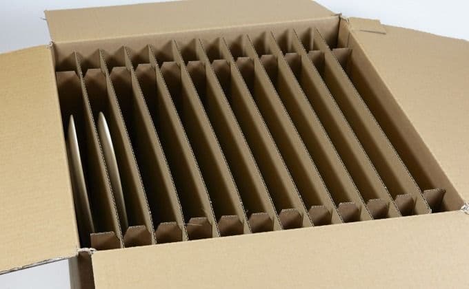 carton adapté pour les assiettes