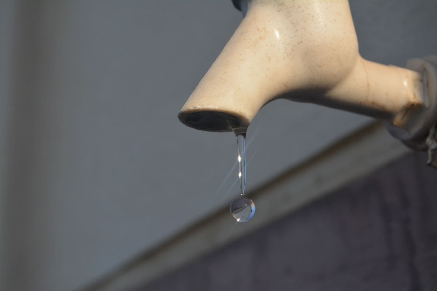 robinet qui goutte