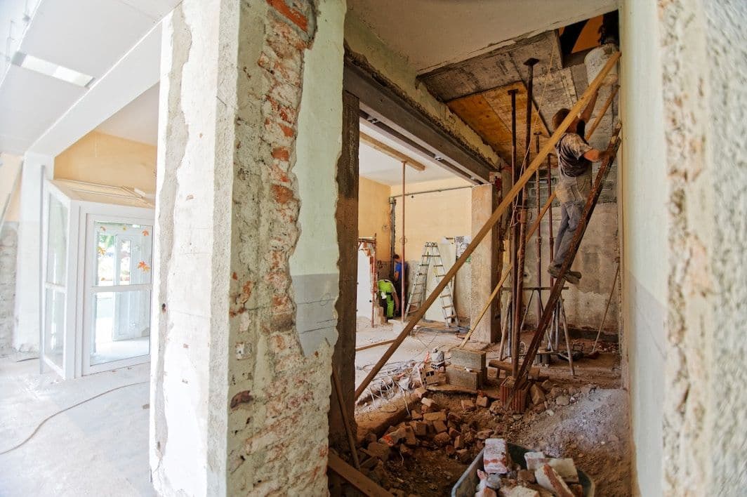 travaux et rénovation dans une maison