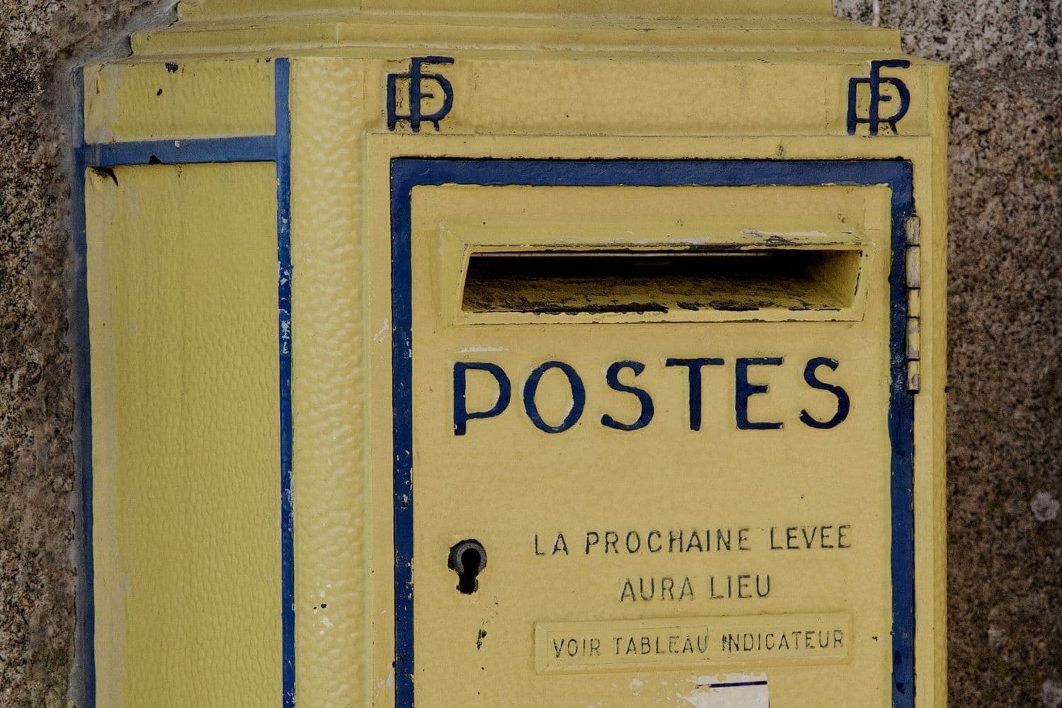 boite aux lettres française