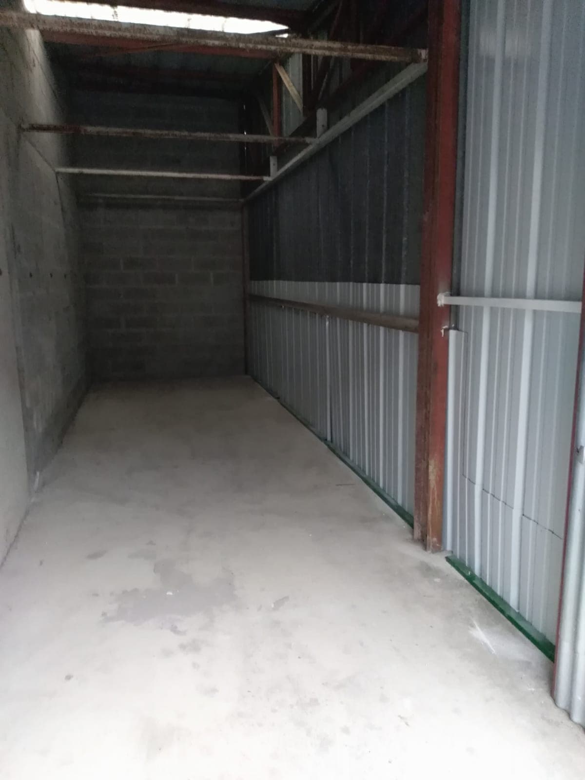 Garage pour stockage