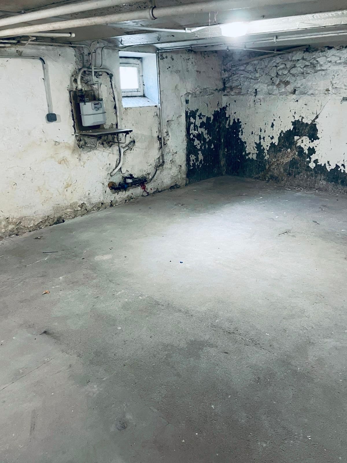 Cave propre et bien protégée