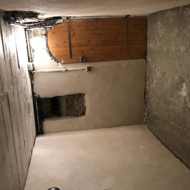 Cave 8m²