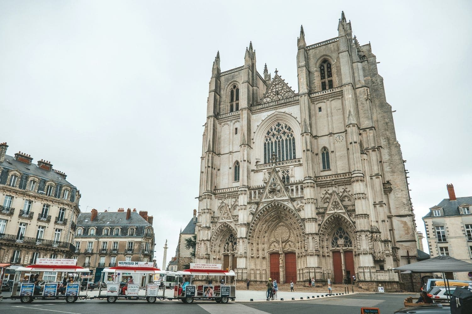 Nantes : comment demander une autorisation de stationnement pour déménagement